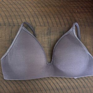 Victoria's Secret tshirt Gray Bra